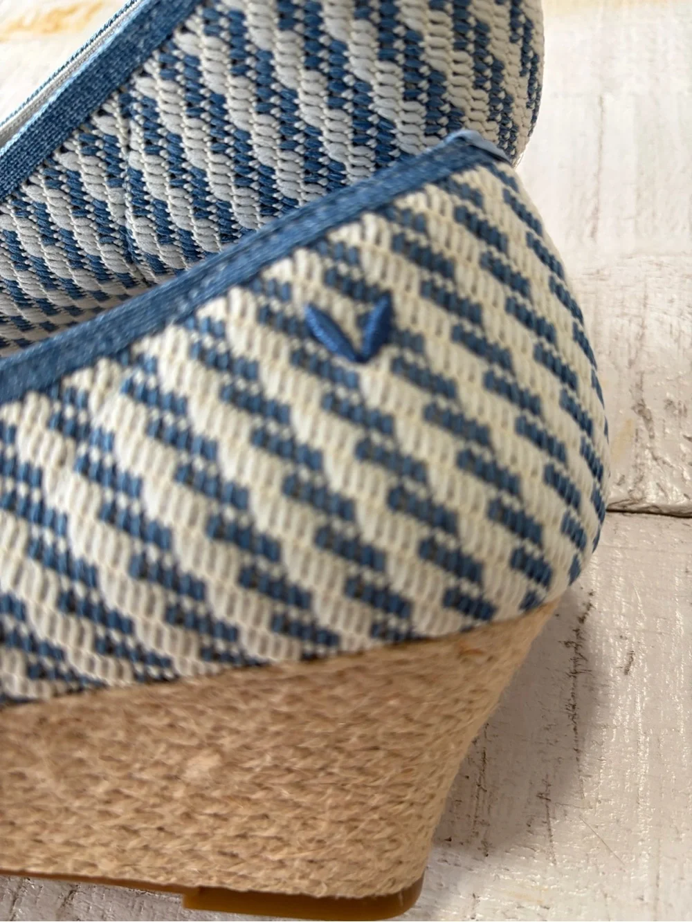 Vivaia Margot Wedge Pro EU size 39.5 US 8.5 Blue Stripe Square Toe Espadrilles